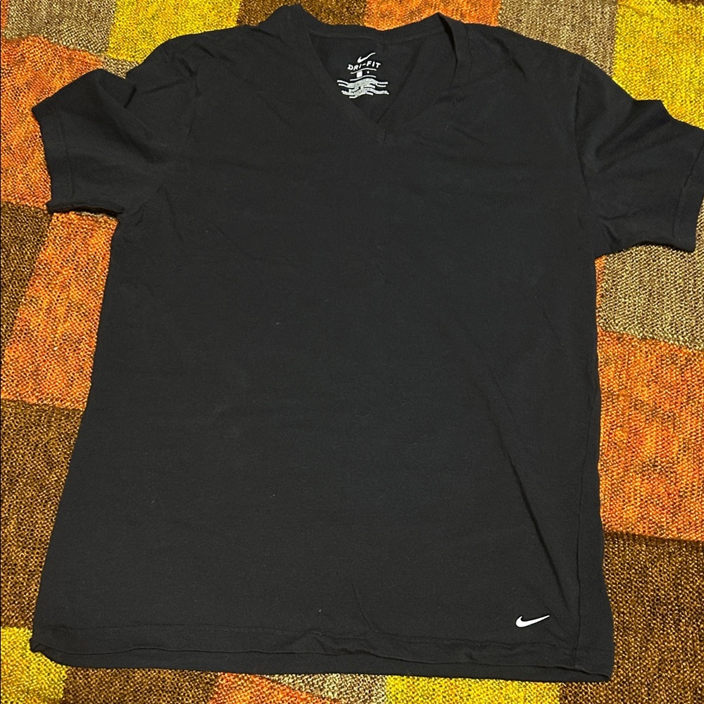 Nike Men's Black Short Sleeve Tee